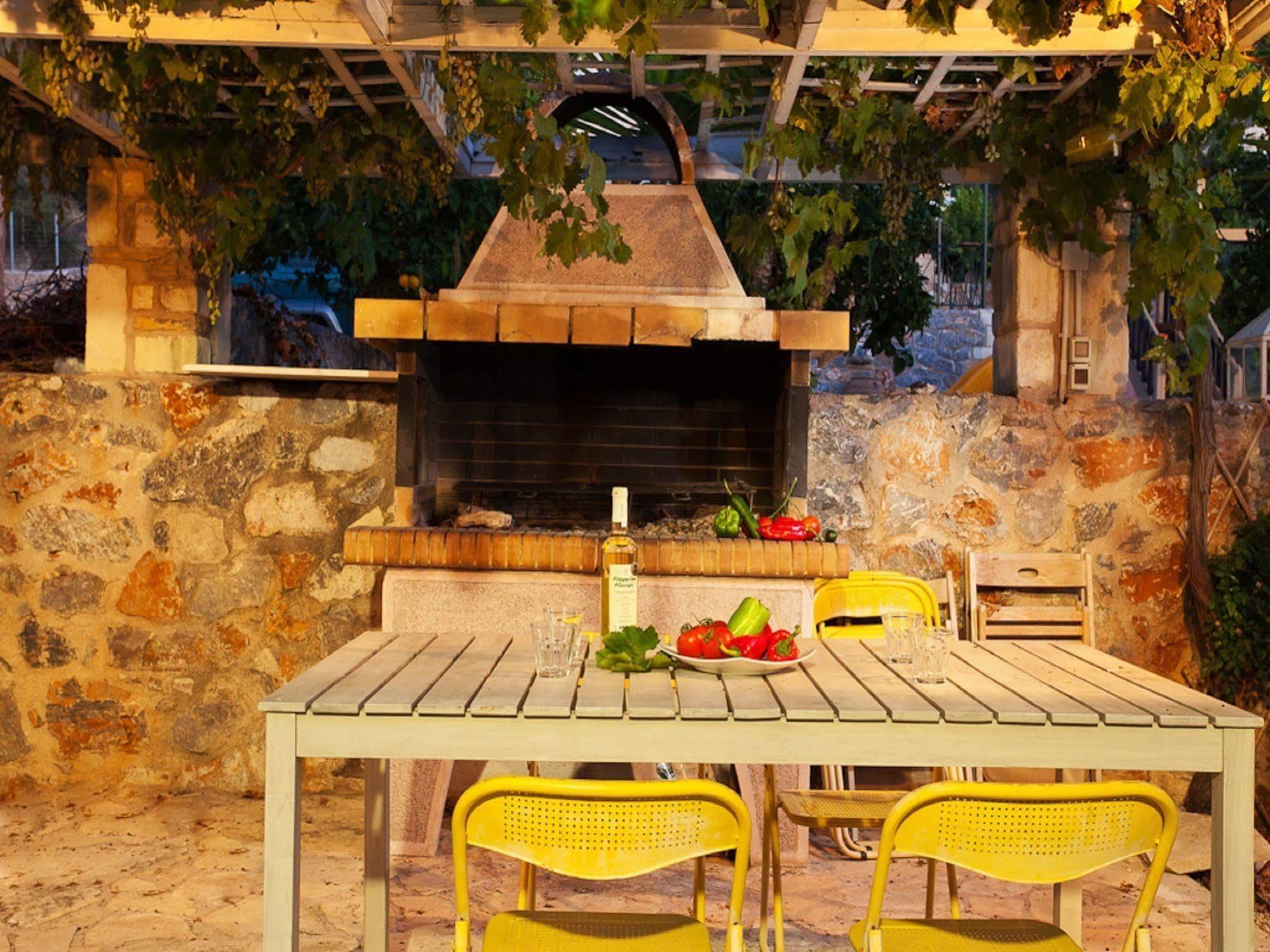 Villa Apollo - Saint George'S Retreat Village Kokkino Chorio Dış mekan fotoğraf